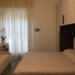 Elsa Milano Marittima