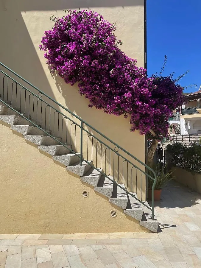 B&B L'Albero Di Melograno Seccheto Bed & Breakfast